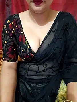 Snapshot of Priya_Boudi chatting on March 11, 2025, 4:40 pm Priya Boudi online show from March 11, 2025, 4:40 pm