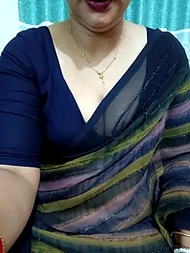 Snapshot of Priya_Boudi chatting on March 15, 2025, 5:04 pm Priya Boudi online show from March 15, 2025, 5:04 pm