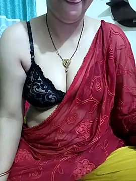 Snapshot of Priya_Boudi chatting on March 20, 2025, 1:59 pm Priya Boudi online show from March 20, 2025, 1:59 pm