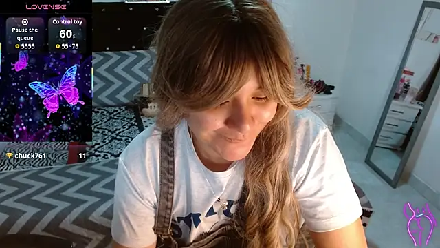 soniafuckboobs online show from November 14, 2025, 12:26 pm