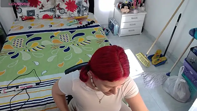 Snapshot of soniafuckboobs chatting on April 22, 2026, 12:28 pm soniafuckboobs online show from April 22, 2026, 12:28 pm