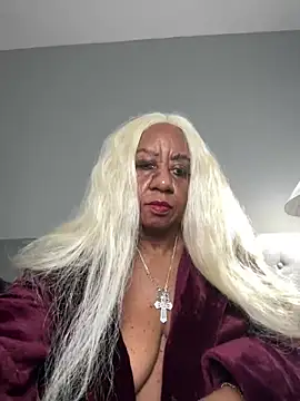 BreanaDivine online show from February 23, 2025, 4:57 pm