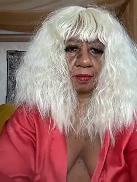 BreanaDivine online show from July 25, 2026, 4:37 pm