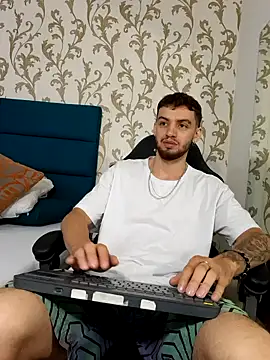 Michael magno online show from March 22, 2026, 3:21 am