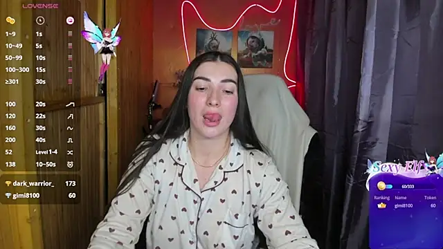 Snapshot of Fiery_Brunette_ chatting on December 22, 2024, 9:31 pm Fiery Brunette  online show from December 22, 2024, 9:31 pm