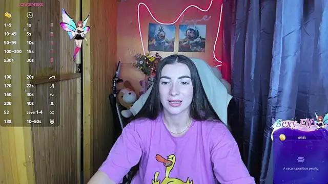 Snapshot of Fiery_Brunette_ chatting on January 10, 2025, 10:39 am Fiery Brunette  online show from January 10, 2025, 10:39 am