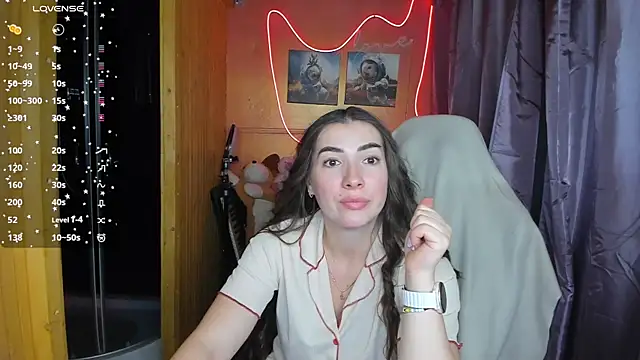 Snapshot of Fiery_Brunette_ chatting on February 26, 2025, 11:30 am Fiery Brunette  online show from February 26, 2025, 11:30 am