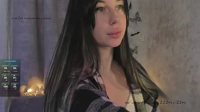 Snapshot of elena_addiction chatting on November 7, 2025, 8:14 am elena addiction online show from November 7, 2025, 8:14 am