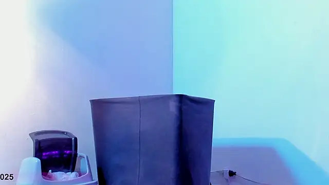 Snapshot of GrottyWading chatting on September 13, 2025, 4:12 am GrottyWading online show from September 13, 2025, 4:12 am