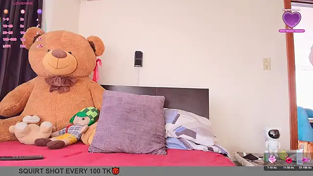 Snapshot of Samanntthaa__ chatting on May 8, 2026, 1:05 pm Samanntthaa online show from May 8, 2026, 1:05 pm