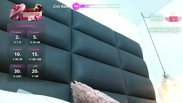 emily brontee  online show from December 16, 2025, 1:27 pm