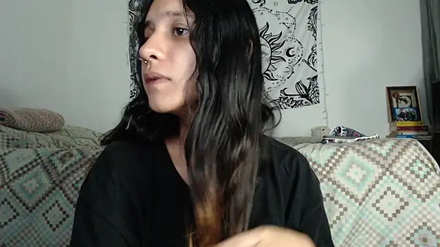 AlinaWoolf  online show from December 28, 2024, 2:33 am