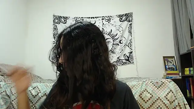 AlinaWoolf  online show from February 2, 2025, 3:43 am