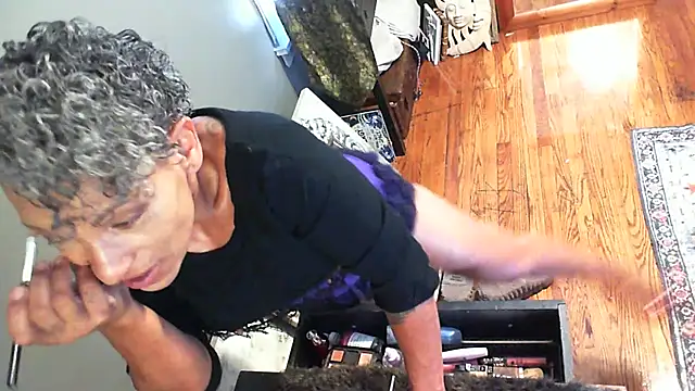 CeceilaMoon online show from July 23, 2026, 3:43 pm