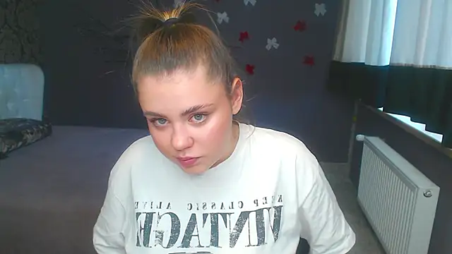 IsabellaBler online show from March 29, 2026, 11:54 am