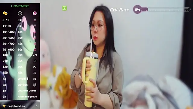 mememe 1006  online show from March 29, 2026, 9:59 pm