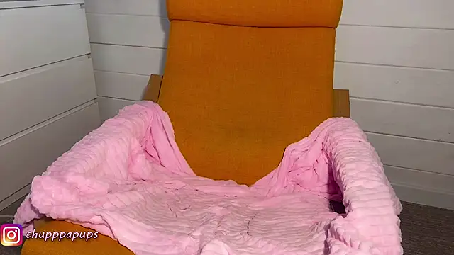 Snapshot of -Sweet-Kitty- chatting on March 10, 2025, 8:15 am -Sweet-Kitty- online show from March 10, 2025, 8:15 am