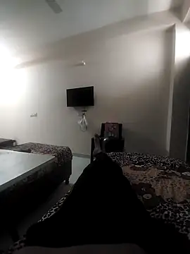 amitdeb143 online show from October 22, 2025, 7:19 am