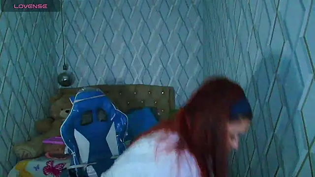 NicolleTaylor online show from October 30, 2025, 3:41 am