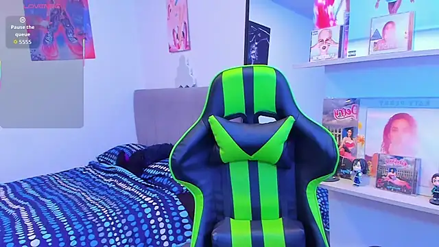 Snapshot of JayHotxxx chatting on February 9, 2026, 8:02 pm JayHotxxx online show from February 9, 2026, 8:02 pm