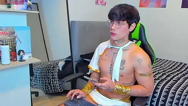 JayHotxxx online show from May 22, 2026, 1:46 am