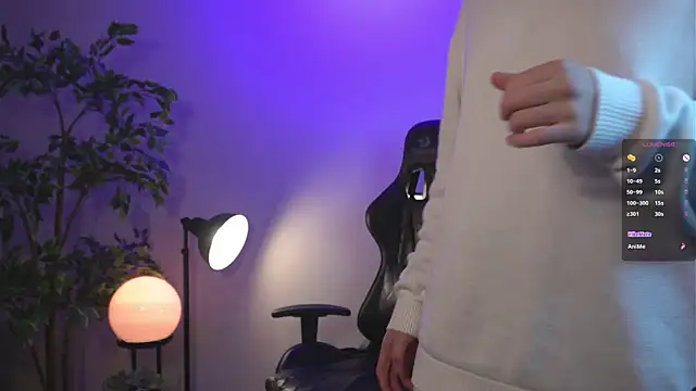 Snapshot of SrLuis18 chatting on December 17, 2024, 7:40 am SrLuis18 online show from December 17, 2024, 7:40 am