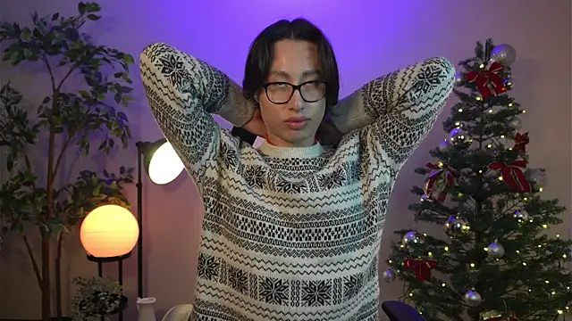 Snapshot of SrLuis18 chatting on December 24, 2024, 5:55 pm SrLuis18 online show from December 24, 2024, 5:55 pm