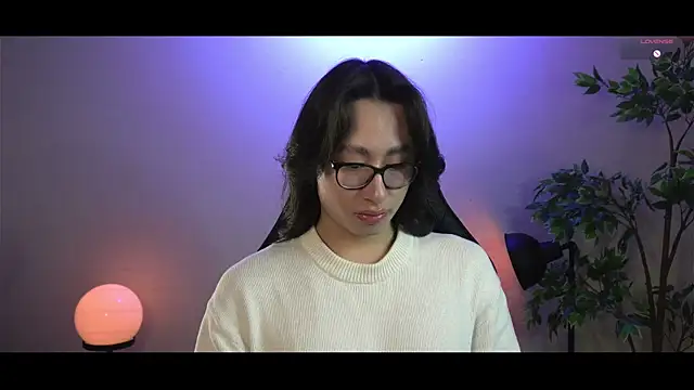 Snapshot of SrLuis18 chatting on January 23, 2025, 9:18 pm SrLuis18 online show from January 23, 2025, 9:18 pm