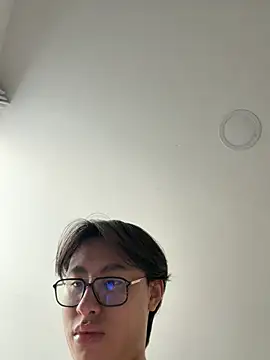 Snapshot of SrLuis18 chatting on March 22, 2026, 7:28 pm SrLuis18 online show from March 22, 2026, 7:28 pm