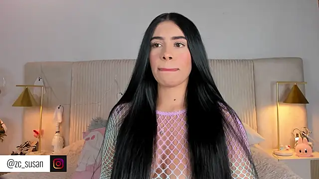 Snapshot of susan_zc chatting on November 1, 2025, 8:00 pm susan zc online show from November 1, 2025, 8:00 pm