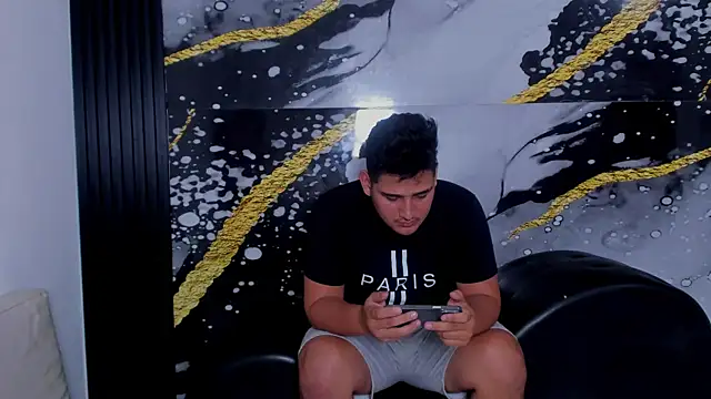 Snapshot of sweethot___ chatting on October 7, 2025, 3:04 am sweethot online show from October 7, 2025, 3:04 am