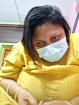 Snapshot of kunjan789 chatting on December 25, 2024, 12:37 am kunjan789 online show from December 25, 2024, 12:37 am