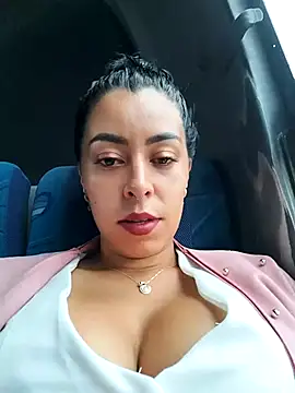 Snapshot of Emily_Wane chatting on November 13, 2025, 3:55 pm Emily Wane online show from November 13, 2025, 3:55 pm