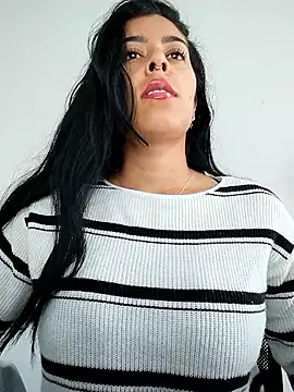 Snapshot of Emily_Wane chatting on December 1, 2025, 6:35 pm Emily Wane online show from December 1, 2025, 6:35 pm