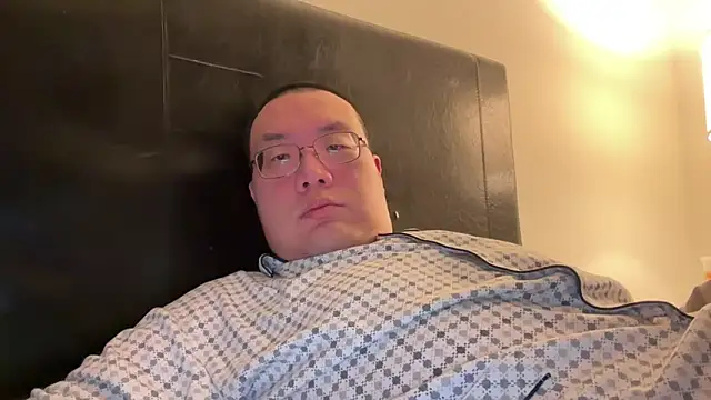 Snapshot of slaveasianboy chatting on December 23, 2024, 10:42 am slaveasianboy online show from December 23, 2024, 10:42 am