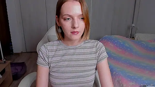 Snapshot of ice_pixie chatting on February 10, 2026, 4:44 pm ice pixie online show from February 10, 2026, 4:44 pm