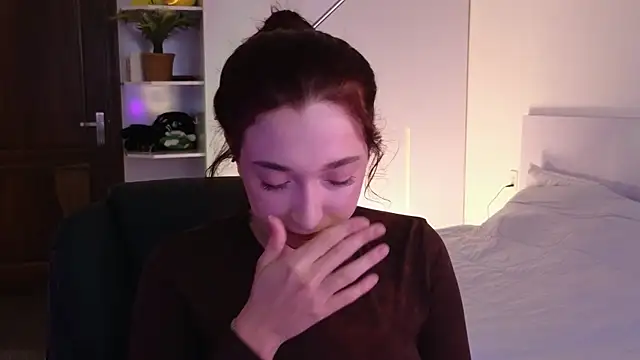 Snapshot of YasmineWest chatting on June 15, 2026, 2:36 am YasmineWest online show from June 15, 2026, 2:36 am