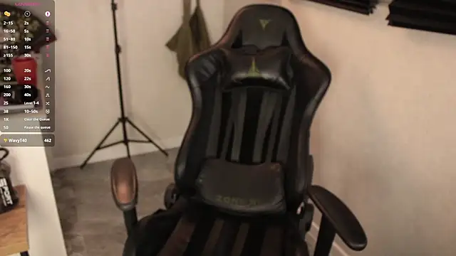 carthylovvve online show from March 18, 2025, 6:37 pm