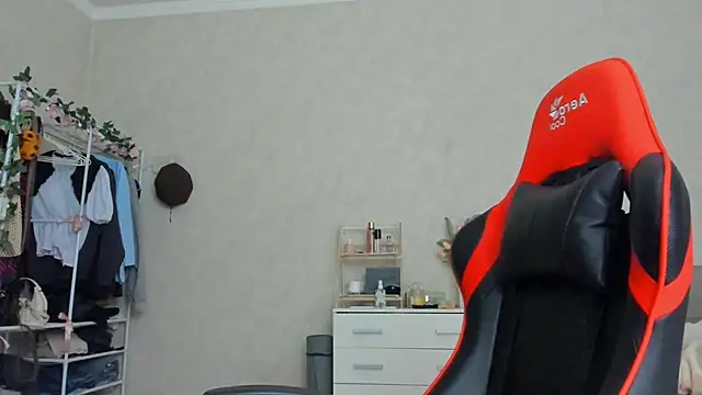 Snapshot of wastforu chatting on February 26, 2025, 1:19 pm wastforu online show from February 26, 2025, 1:19 pm