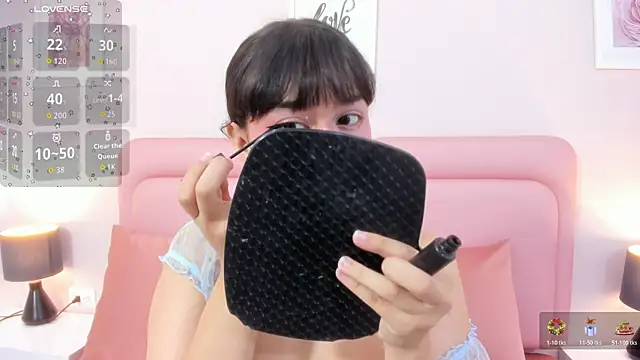 little dolly1 online show from December 17, 2025, 12:22 pm