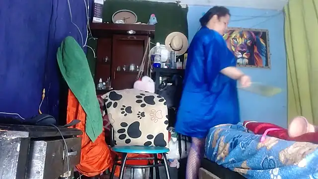 CamelliaLong online show from October 29, 2025, 9:49 pm