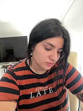 horny roomiess online show from January 28, 2025, 7:53 pm