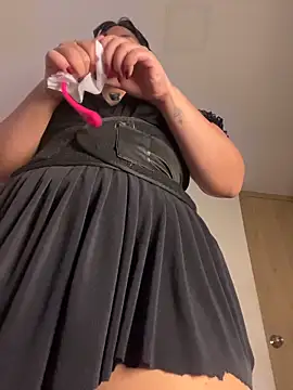 JulianaCastillo online show from February 18, 2026, 10:00 am