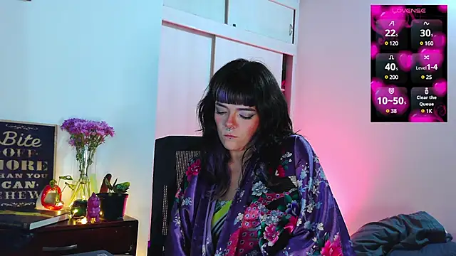 purple em69 online show from February 5, 2025, 4:59 am