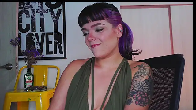 purple em69 online show from February 27, 2026, 3:39 am