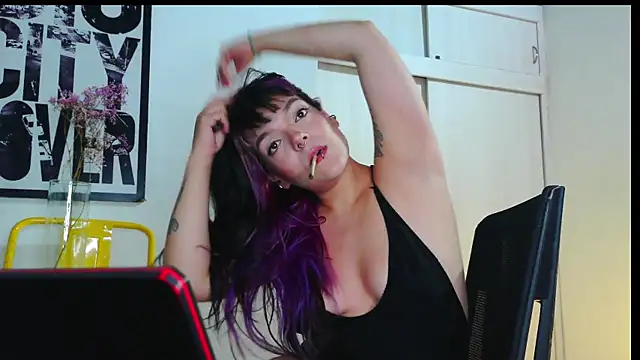 purple em69 online show from April 9, 2026, 5:40 am