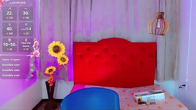 Jessica smith 1 online show from December 19, 2025, 11:17 am