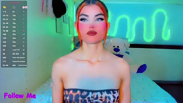 Jessica smith 1 online show from April 5, 2026, 9:34 pm