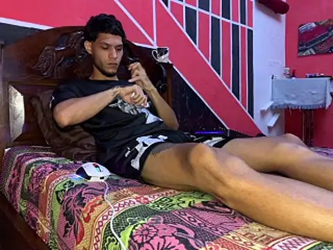 Snapshot of tanned_boy chatting on June 12, 2026, 9:52 am tanned boy online show from June 12, 2026, 9:52 am