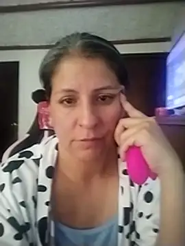 Snapshot of LucifernandaSw chatting on April 21, 2026, 8:55 pm LucifernandaSw online show from April 21, 2026, 8:55 pm